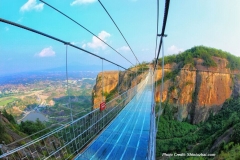 Shiniuzhai-Glass-Bridge