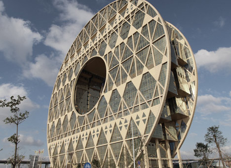 Doughnut Building In China